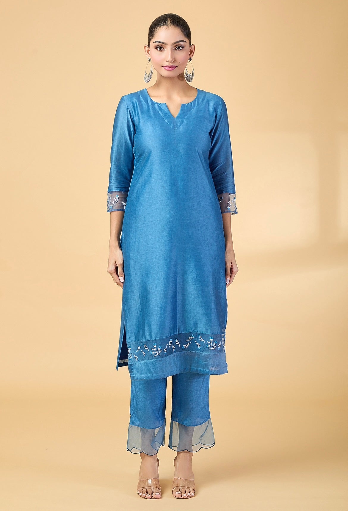 BLUE EMBRODIERED SUIT SET