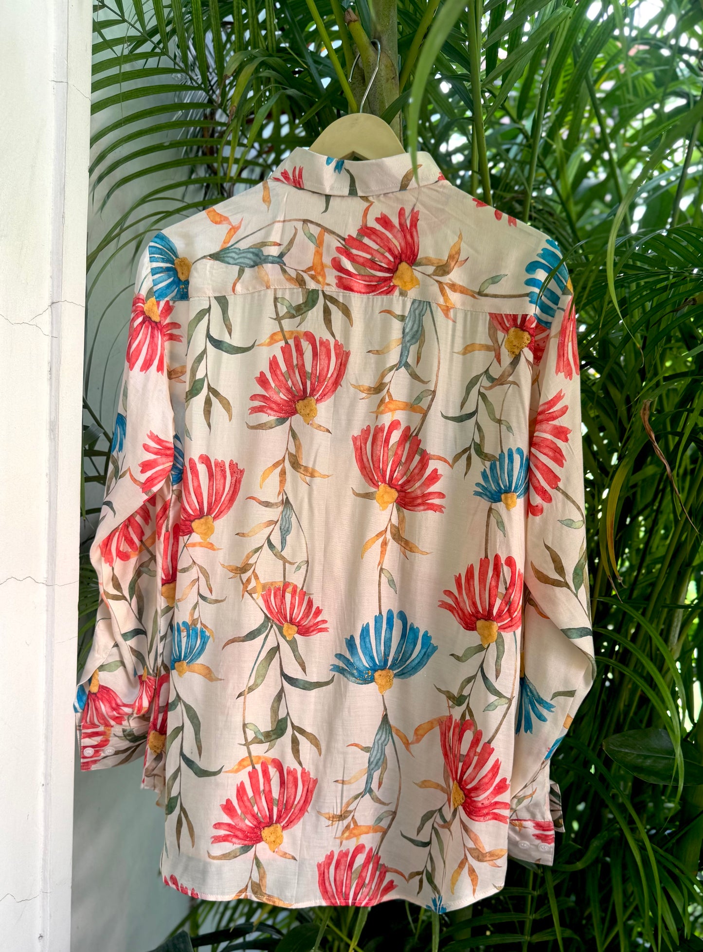 Nira shirt