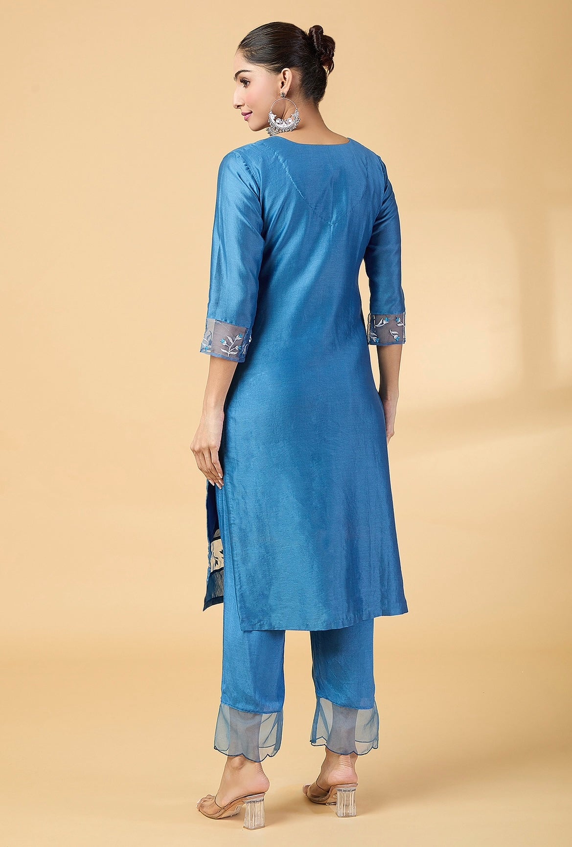 BLUE EMBRODIERED SUIT SET