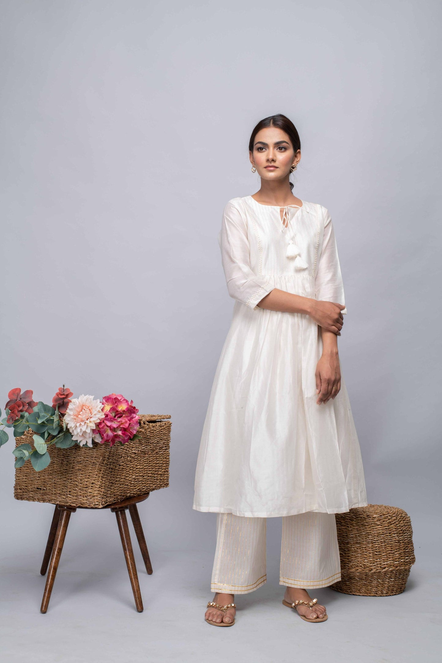 OFF WHITE CHANDERI SUIT SET
