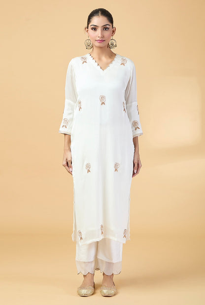 WHITE EMBRODIERED SUIT SET