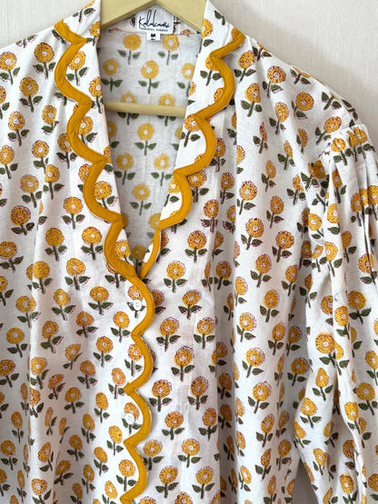 Amaltaas shirt